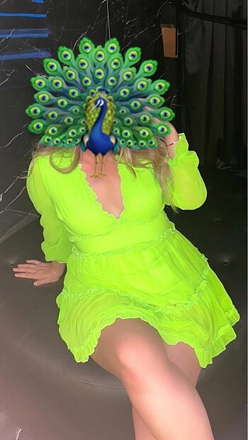 Neon yesil elbise