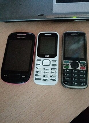 Bozuk telefonlar