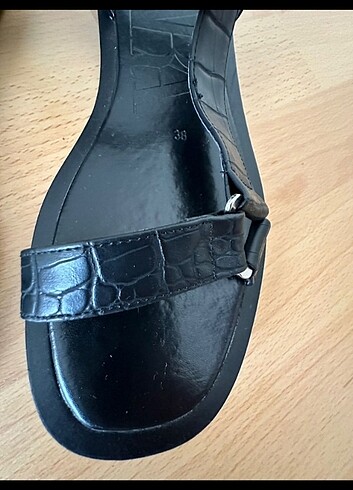 Zara sandalet