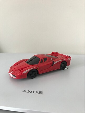 #oyuncak #cekbirak #araba #ferrari
