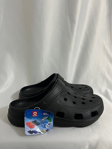 Kadın crocs terlik