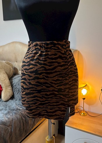 Trendyol & Milla Sehir Stiline Uygun Zebra Desenli Mini Etek