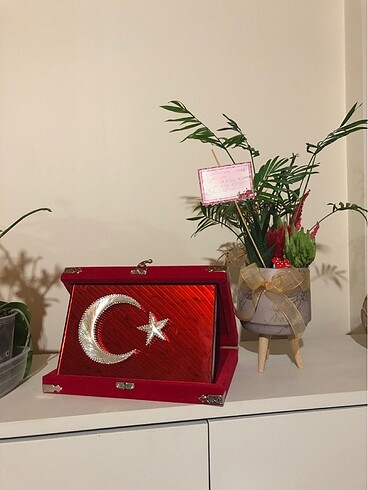 Az kullanılmış bayrak
