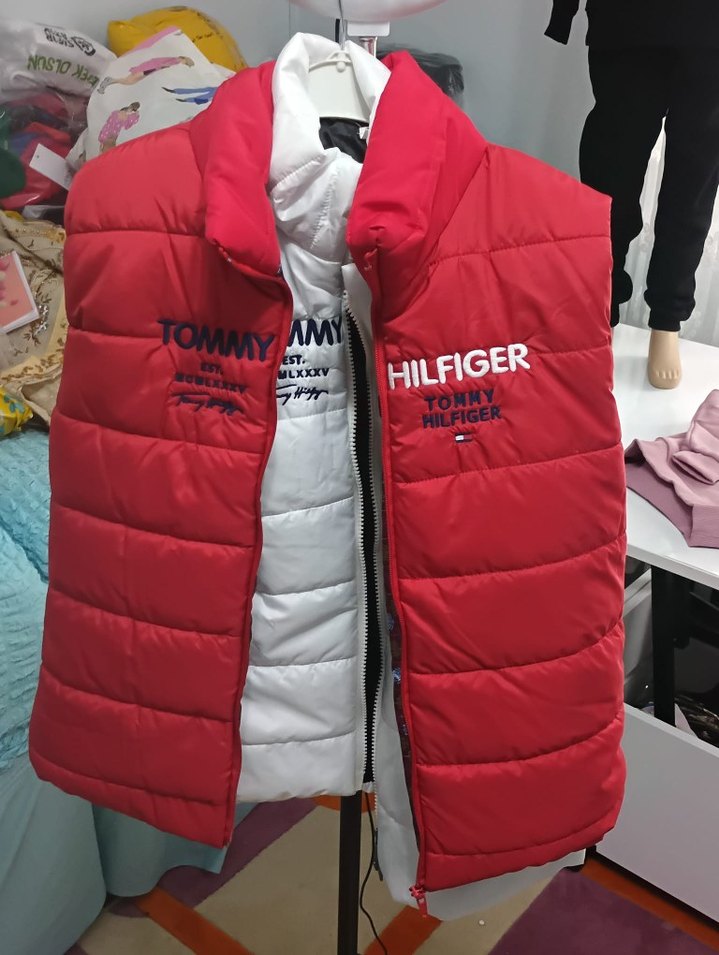 Tommy Hilfiger Beyaz Kapitone Yelek - Görsel 2