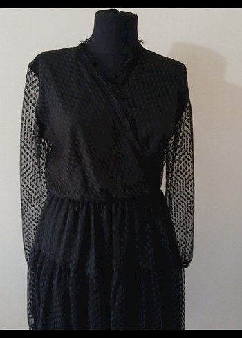 Dantel Detaylı Siyah Kısa Gece Elbisesi - Görsel 2