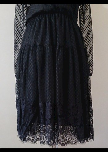 Dantel Detaylı Siyah Kısa Gece Elbisesi - Görsel 3