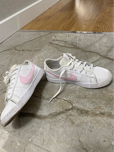 Nike kız çocuk spor ayakkabı