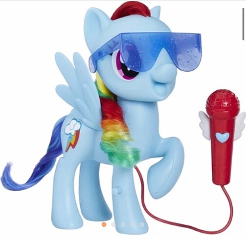 My Little Pony Şarkı söyleyen Rainbow Dash