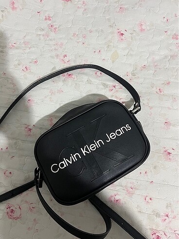  Beden Calvin klein çanta