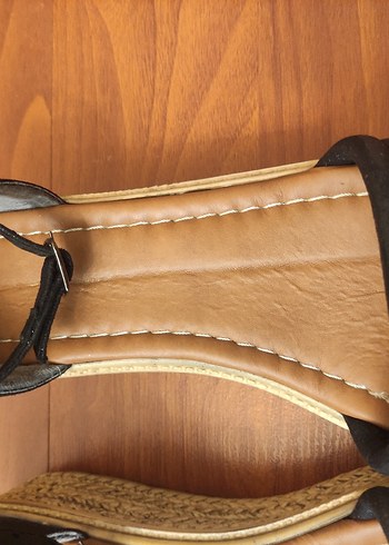 Kadın Siyah Dolgu Topuklu Sandalet - Görsel 10