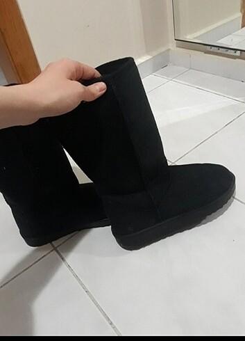 39 Beden Ugg bot