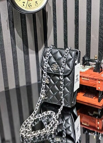 Chanel Phone 12cm-18cm 