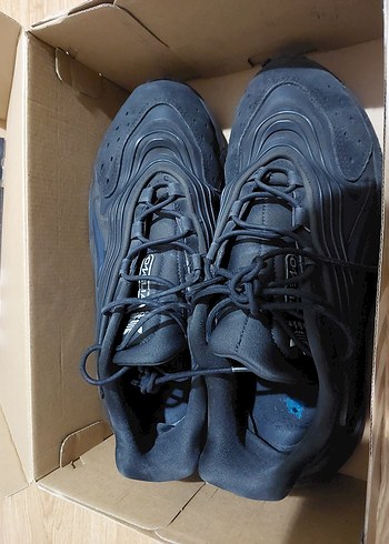 Siyah Adidas Erkek Spor Ayakkabı Esnek Tasarım Ozelia