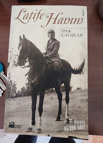 İpek Çalışlar - Latife Hanım