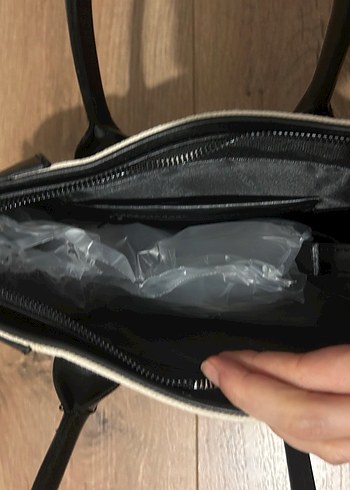 Siyah Gri Deri Fermuarlı Kadın Çanta - Görsel 3