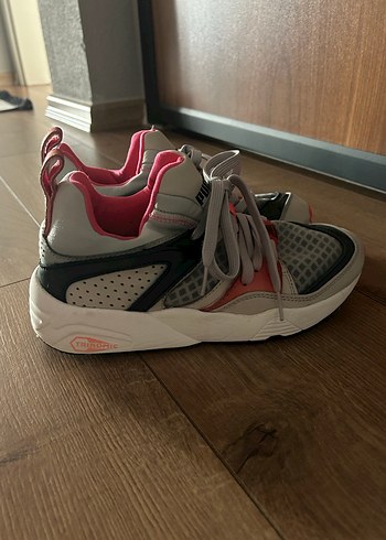 Puma Kadın Pembe Gri Bağcıklı Spor Ayakkabı - Görsel 3