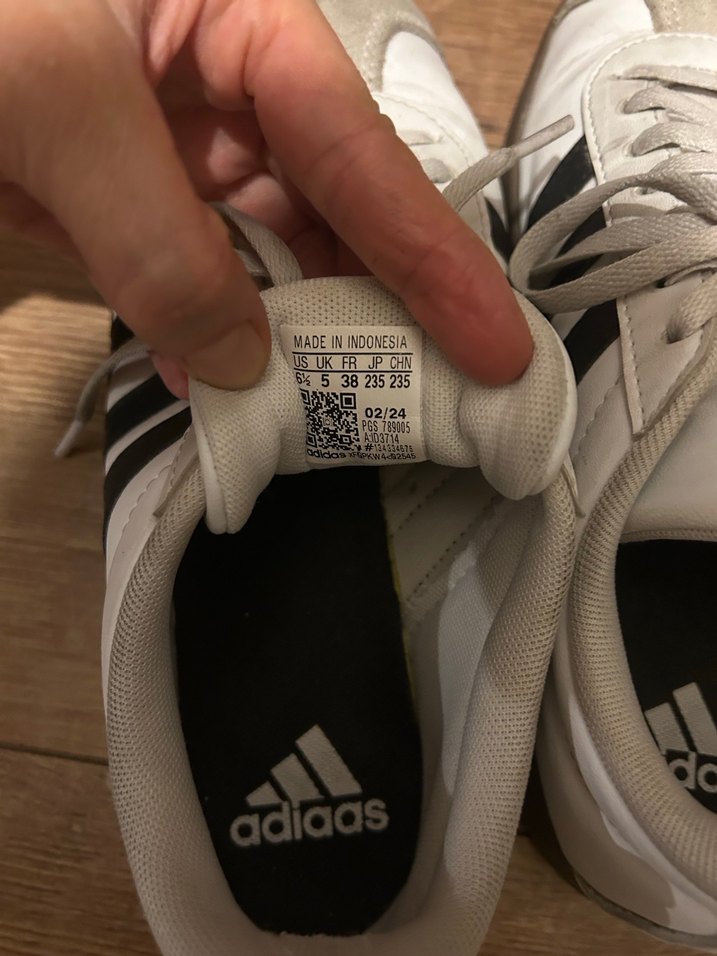 Adidas Beyaz Kadın Spor Ayakkabı - Görsel 2