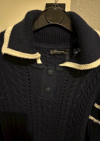 Lacivert Beyaz Detaylı Örgü Kadın Kazak - Görsel 2