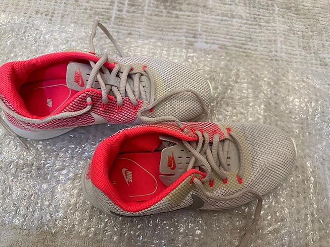 Nike spor