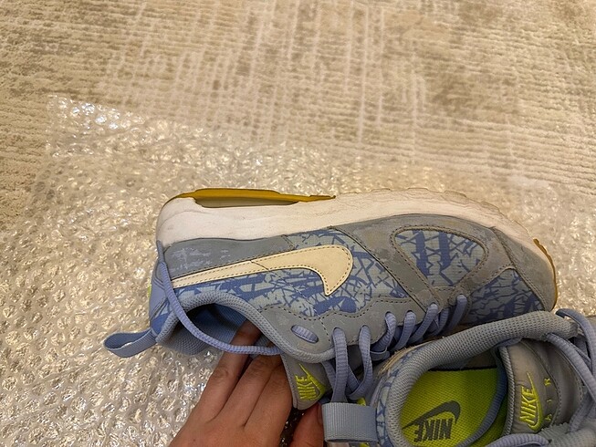 39 Beden mavi Renk Nike air ayakkabı
