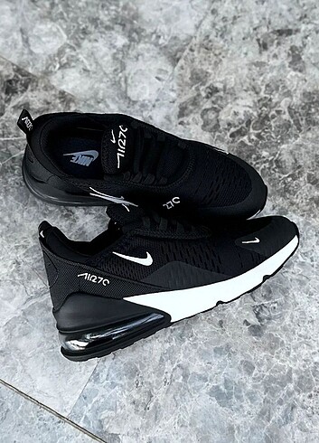 Spor ayakkabi