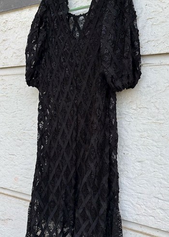 Zara Dantel Detaylı Asimetrik Elbise M - Görsel 4