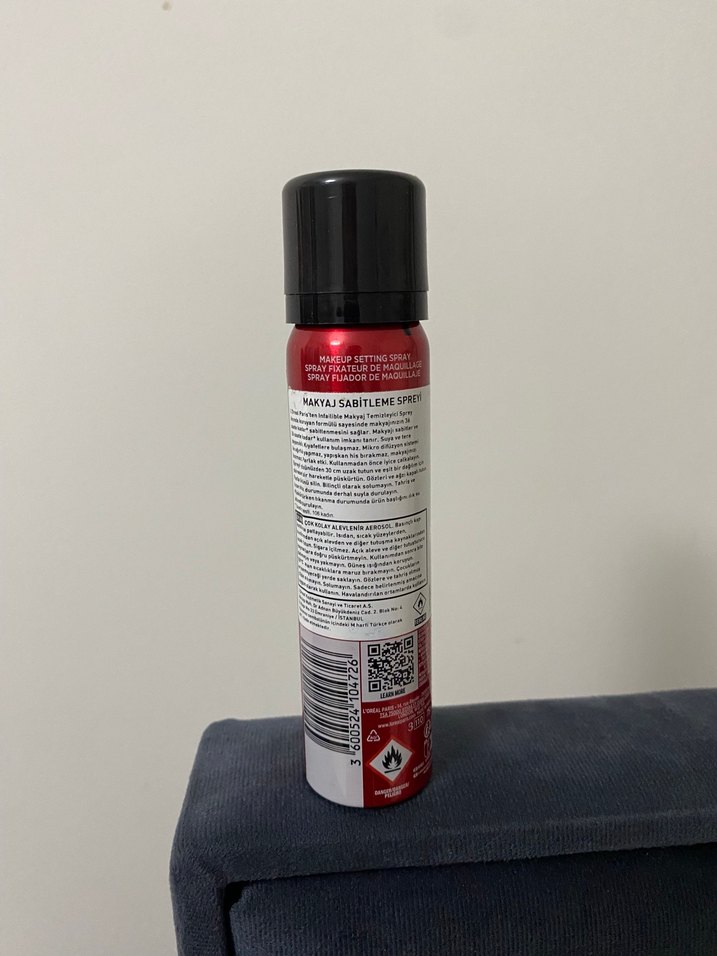 L'Oréal Infaillible Kırmızı Sabitleyici Sprey - Görsel 3