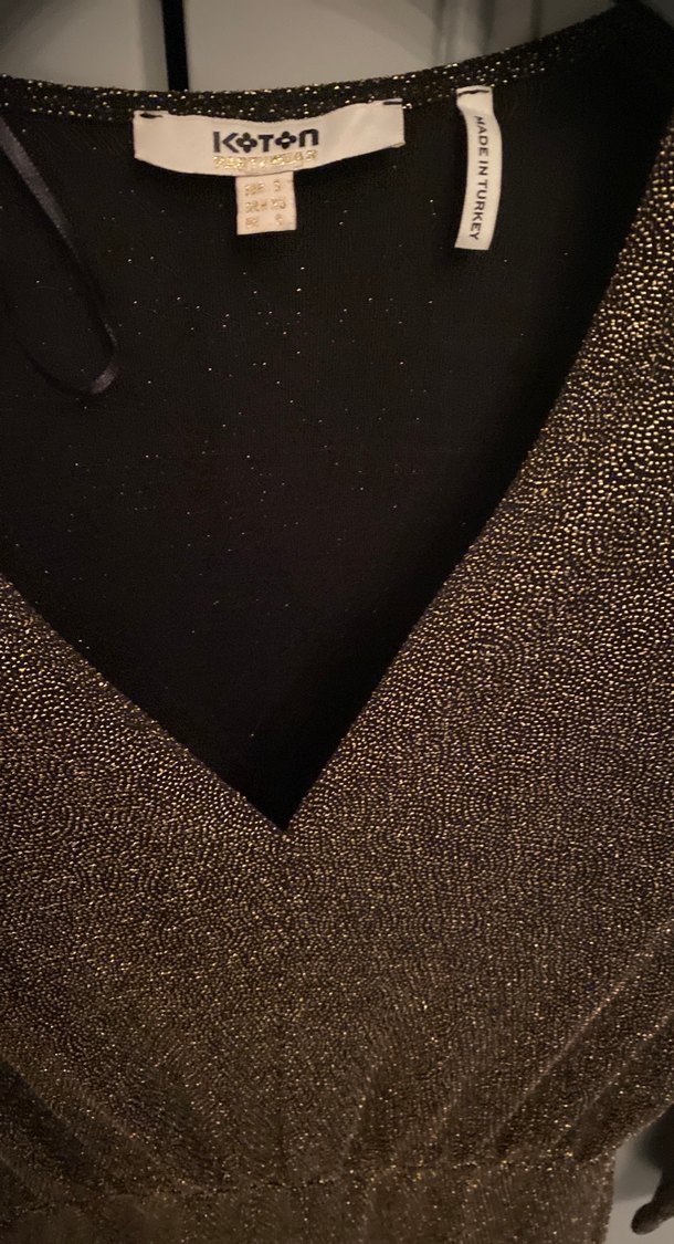 V Yaka Kahverengi Triko Midi Elbise - Görsel 4