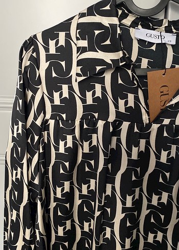 Zincir Detaylı Uzun Siyah Desenli Kadın Tunik - Görsel 2