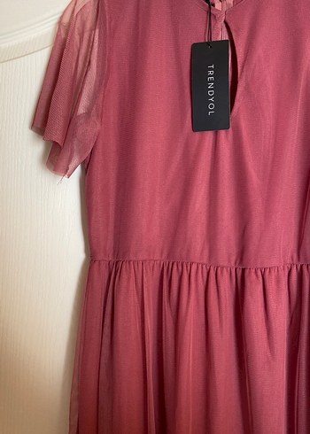 Trendyol & Milla Bordo Midi V Yaka Pilili Elbise