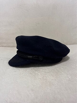  Beden Galeries Lafayette şapka