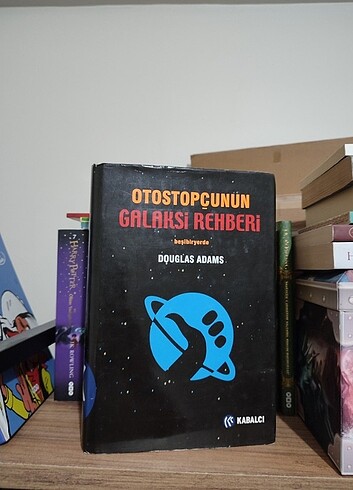 Otostopçunun Galaksi Rehberi - Kabalcı Yayınları