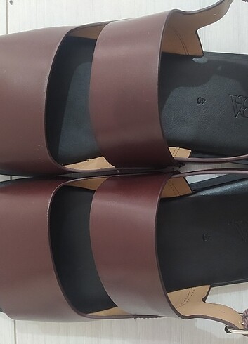Zara ZARA UNİSEX DERİ SANDALET