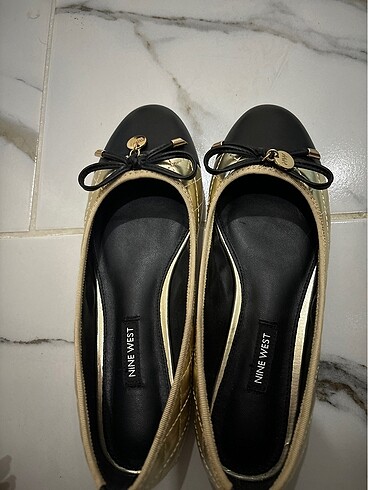 39 Beden Nine West Gold Siyah Babet