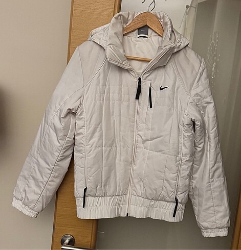 m Beden Nike mont
