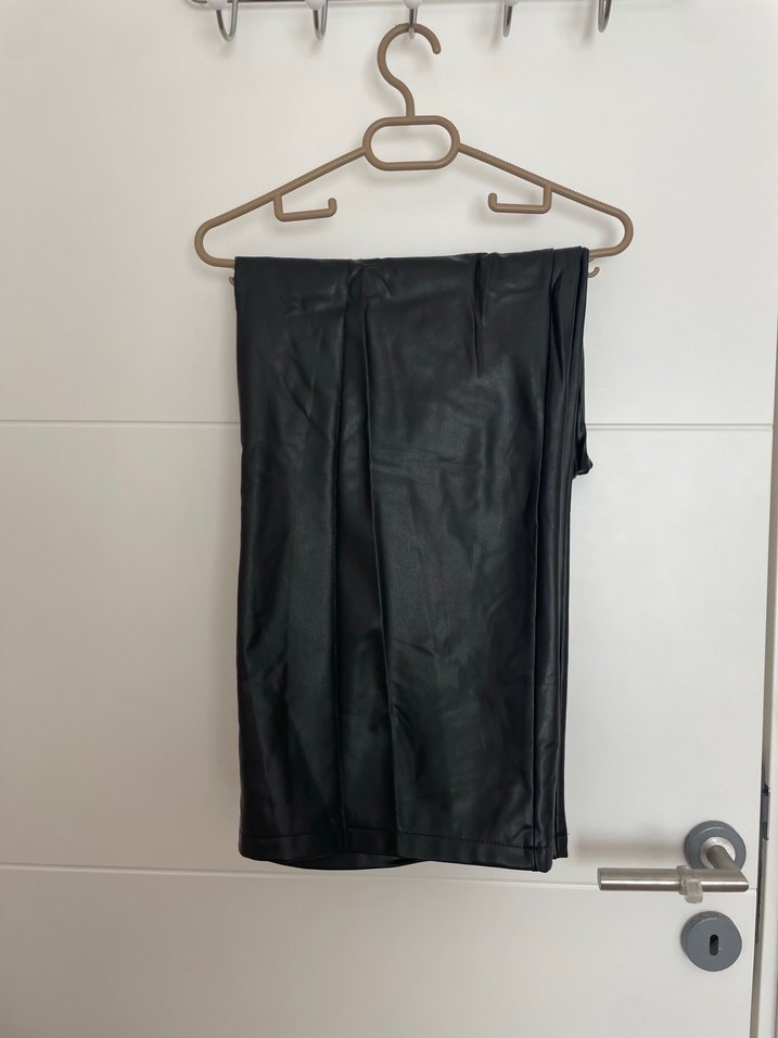 Siyah Deri Kadın Pantolon - Görsel 2