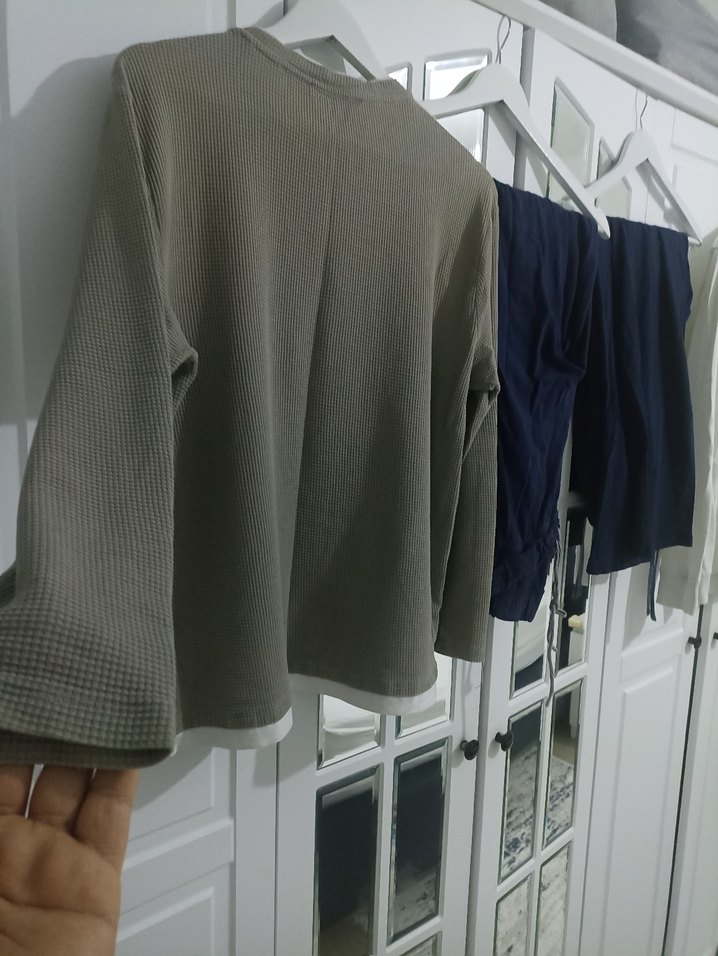 L/XL BEDEN 2 SWEATSHİRT 2 ESOFMAN ALTI - Görsel 3