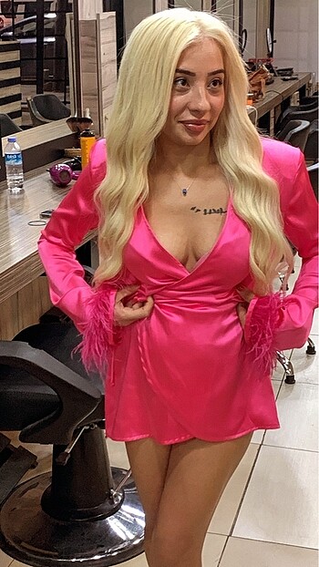 Bershka pembe elbise kolları tüylü - Görsel 6