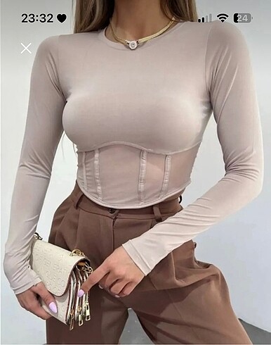 l Beden ten rengi Renk Bej crop bluz