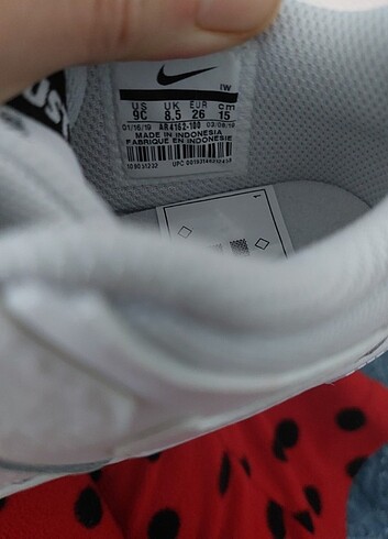 26 Beden beyaz Renk Nike pico5 