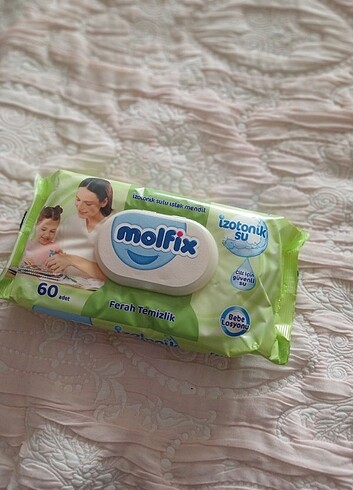 Molfix ıslak mendil 12 paket 60 lı