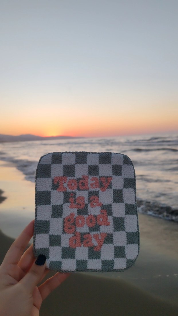 Dama desenli punchneedle duvar panosu - Görsel 2