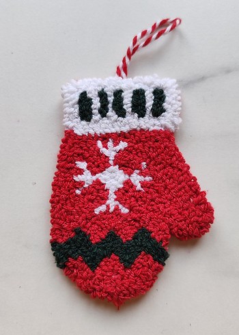 Punch nakışı eldiven çam ağacı süsü - Görsel 4