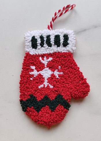 Punch nakışı eldiven çam ağacı süsü - Görsel 3