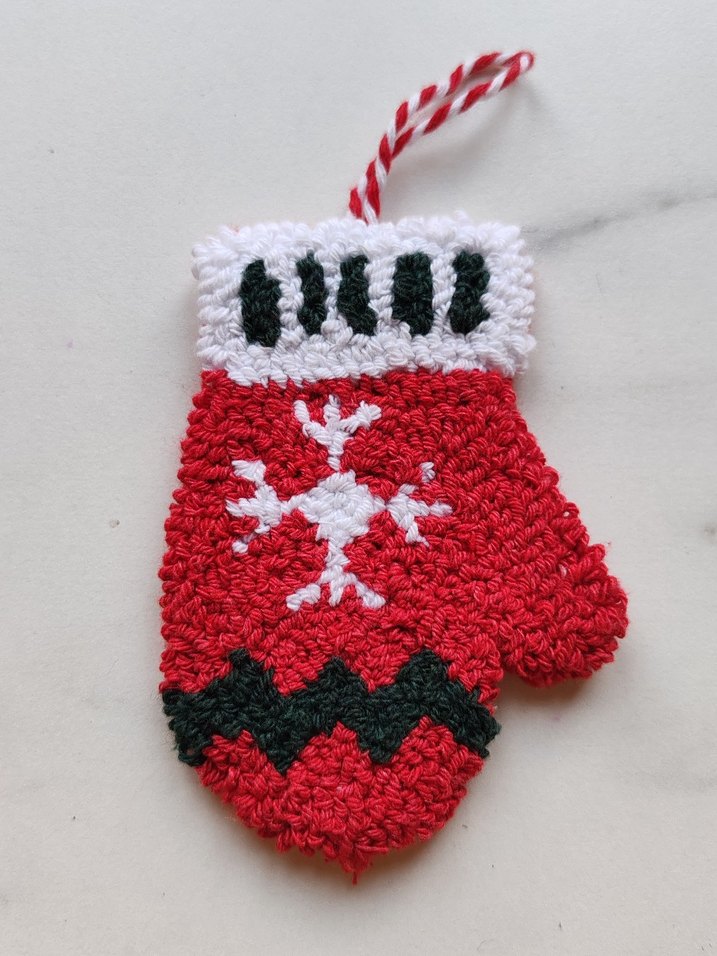 Punch nakışı eldiven çam ağacı süsü - Görsel 4