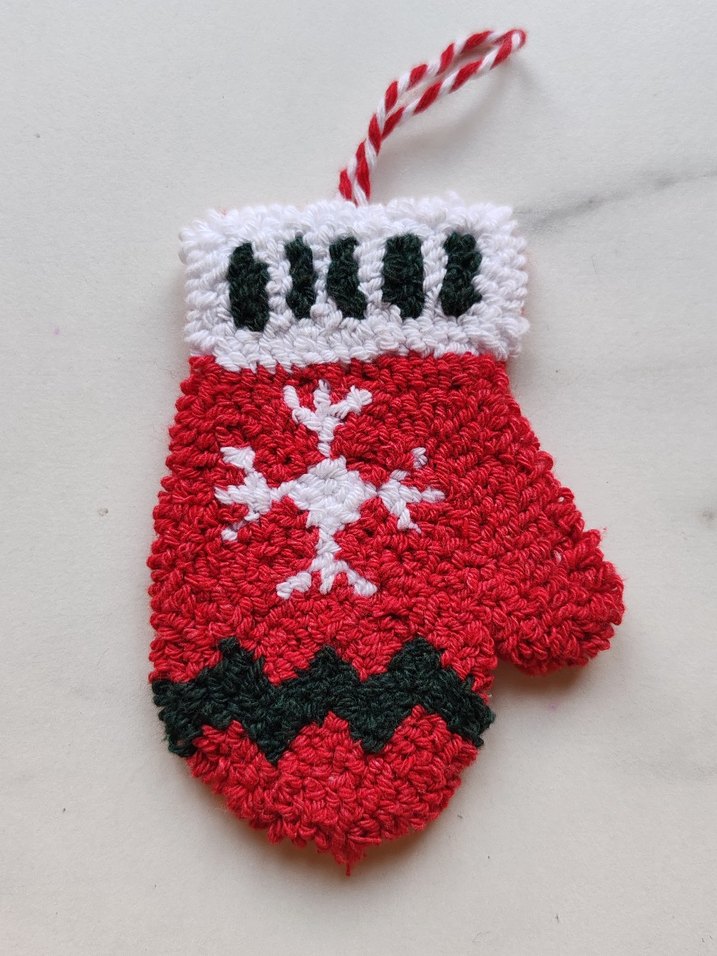 Punch nakışı eldiven çam ağacı süsü - Görsel 3