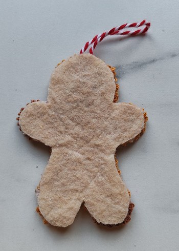 Kurabiye adam  punch nakışı çam ağacı süsü - Görsel 2