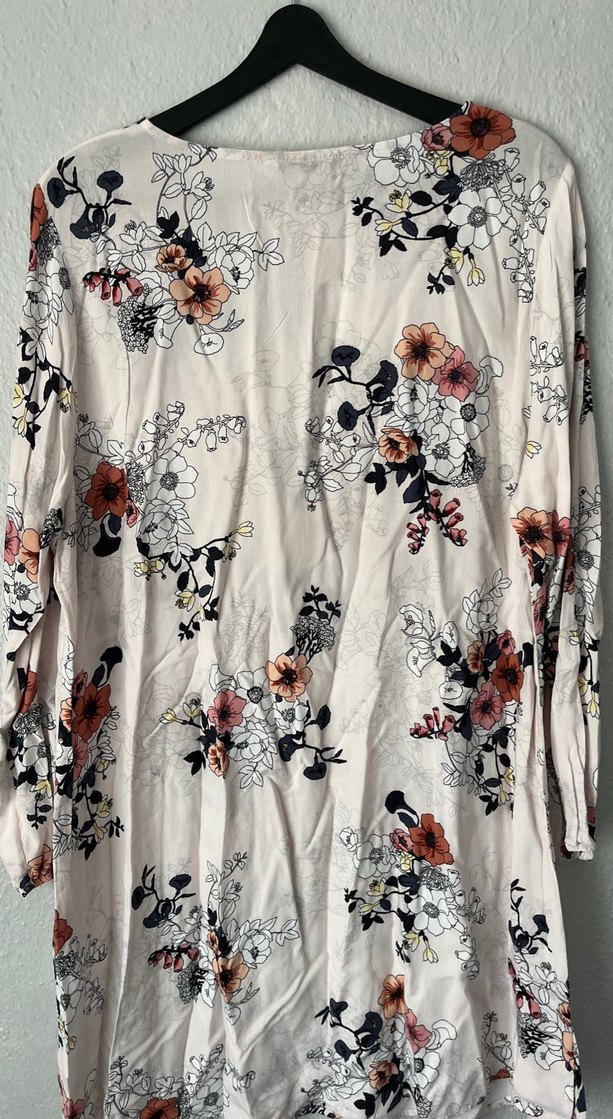 Bohem Çiçek Desenli V Yaka Uzun Kollu Tunik - Görsel 4