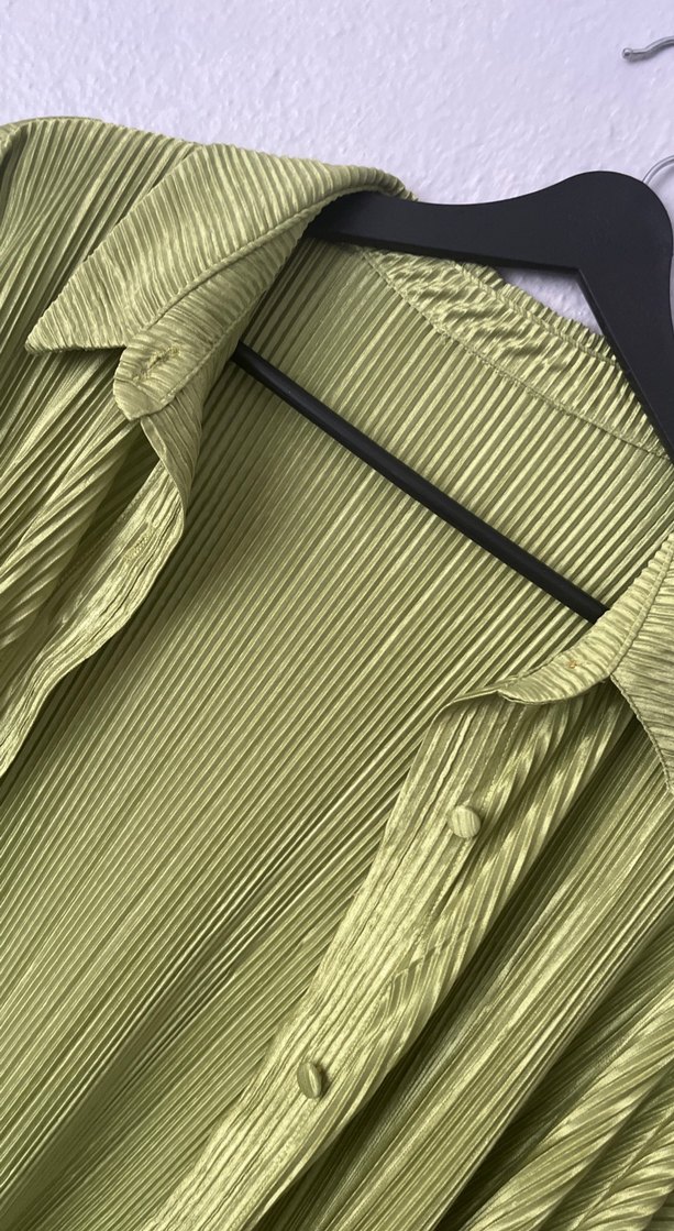 Yeşil Pileli Uzun Kollu Gömlek Pantolon Takım - Görsel 3