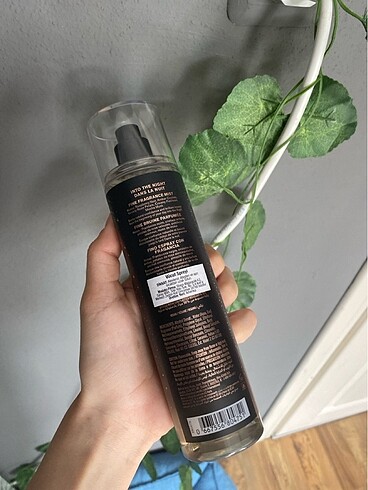 Bath & Body Works bath&body works into the night vücut spreyi